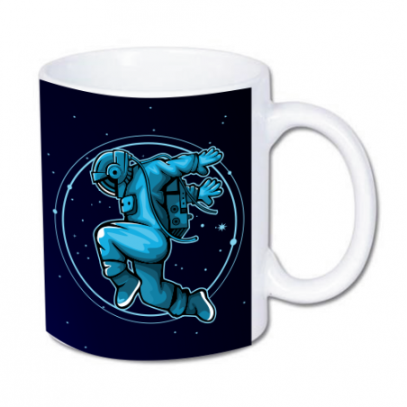 Kubek z nadrukiem astronauty w kosmosie