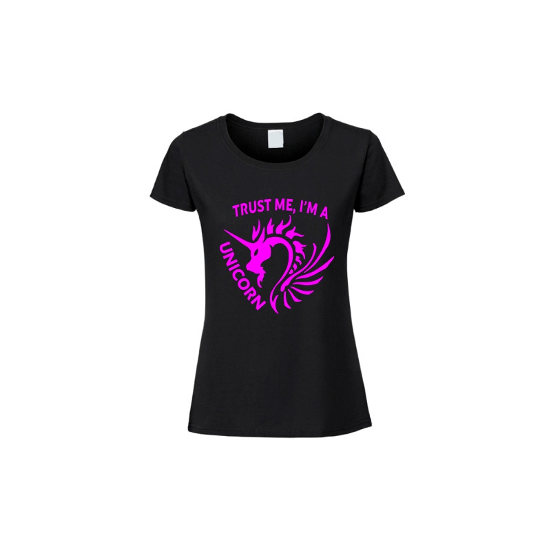 Koszulka z nadrukiem jednorożca i tekstem zaufaj mi, trust me